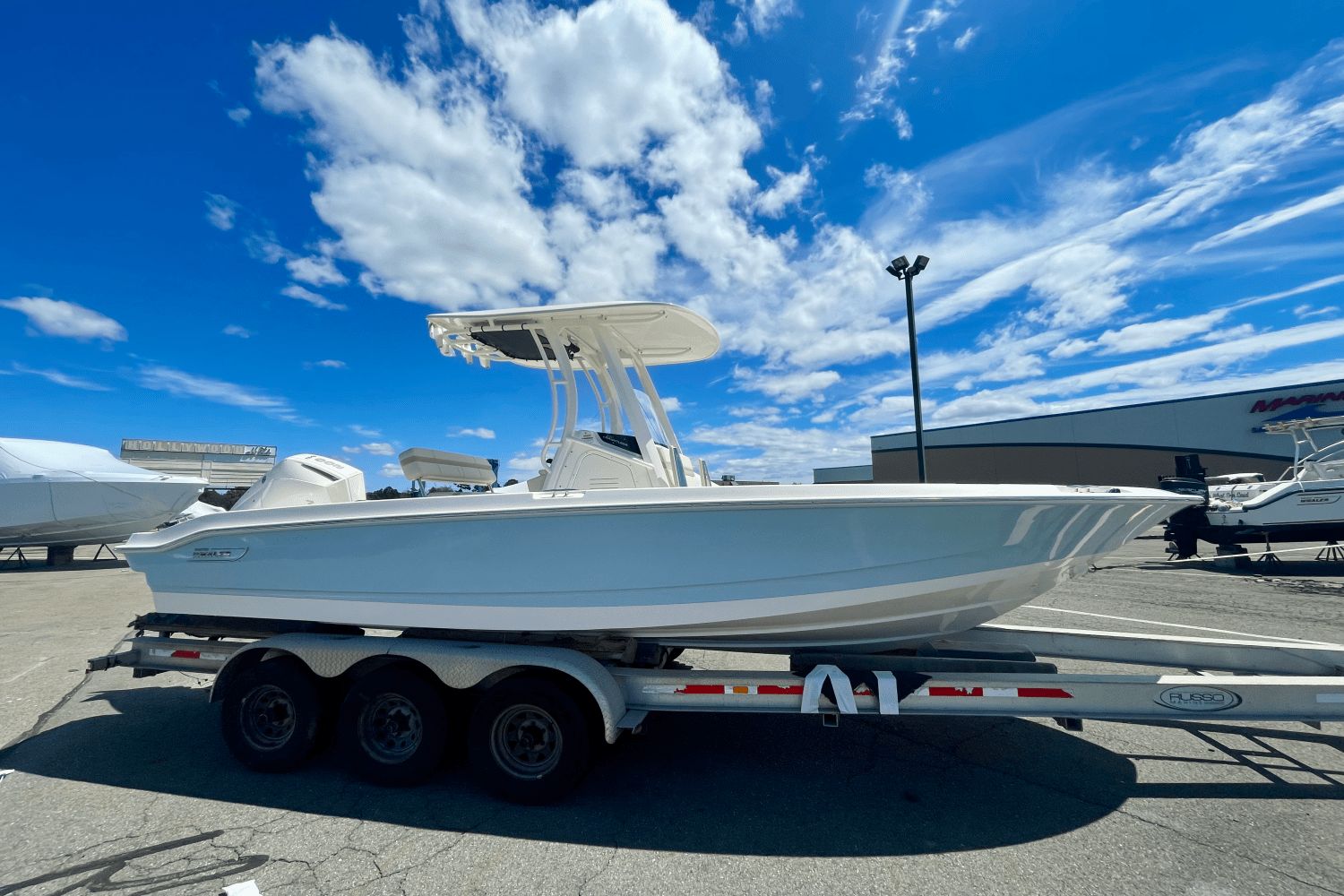 Boston Whaler 220 Dauntless