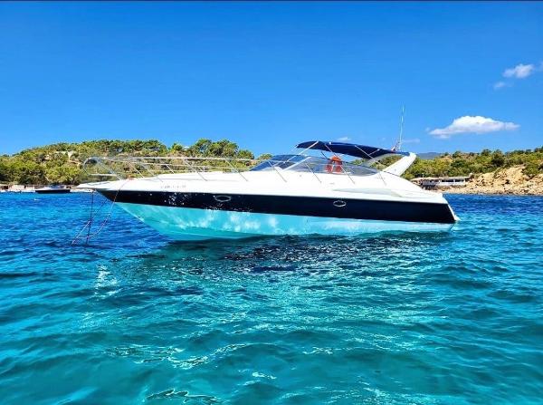 Cranchi Endurance 39 2003 Cranchi Endurance 39 yacht on clear blue water, sunny day, scenic background.