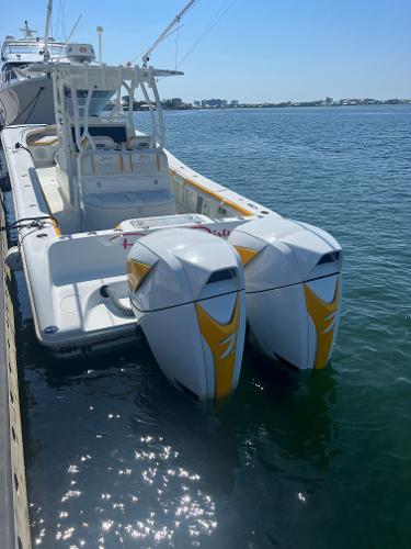 2015 Yellowfin 36