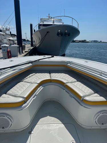 2015 Yellowfin 36