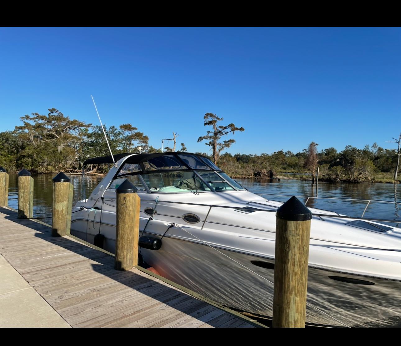 Sea Ray 330 Sundancer