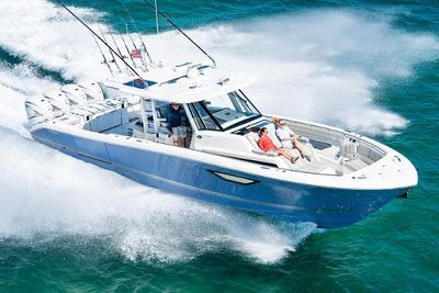 Pursuit S 428 Sport Boat