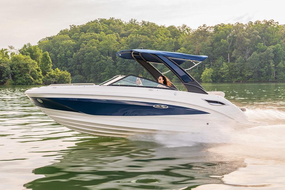 Sea Ray Boat image