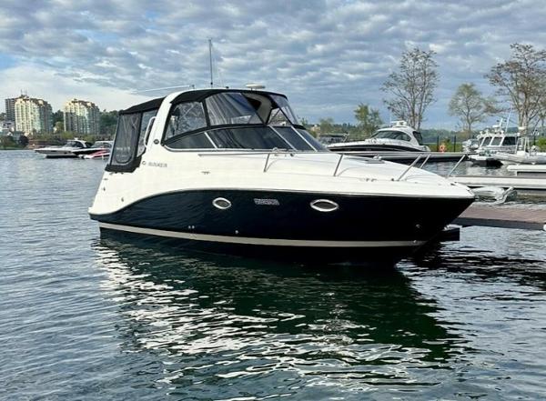 2011 Rinker 280 Express Cruiser