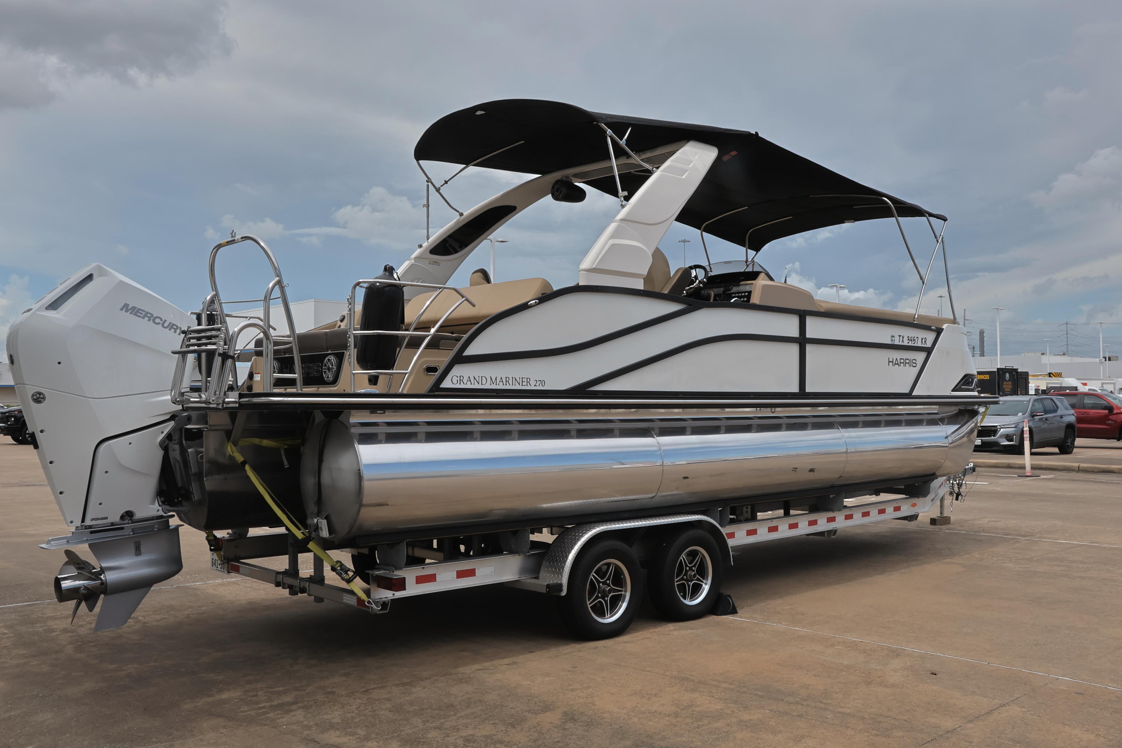 2023 Harris 270 grand mariner tritoon