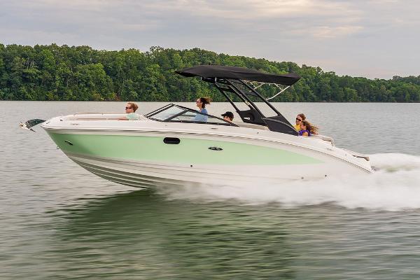 Sea Ray 270 Sundeck Manufacturer Provided Image