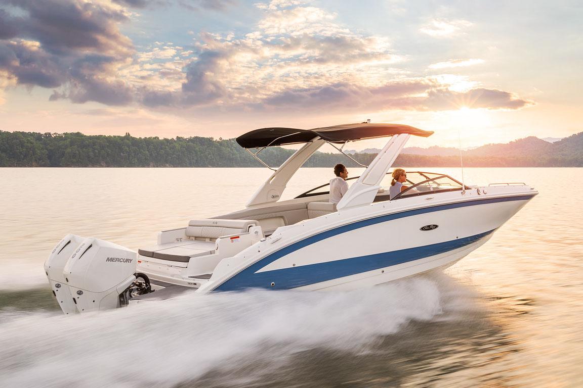 Sea Ray Boat image