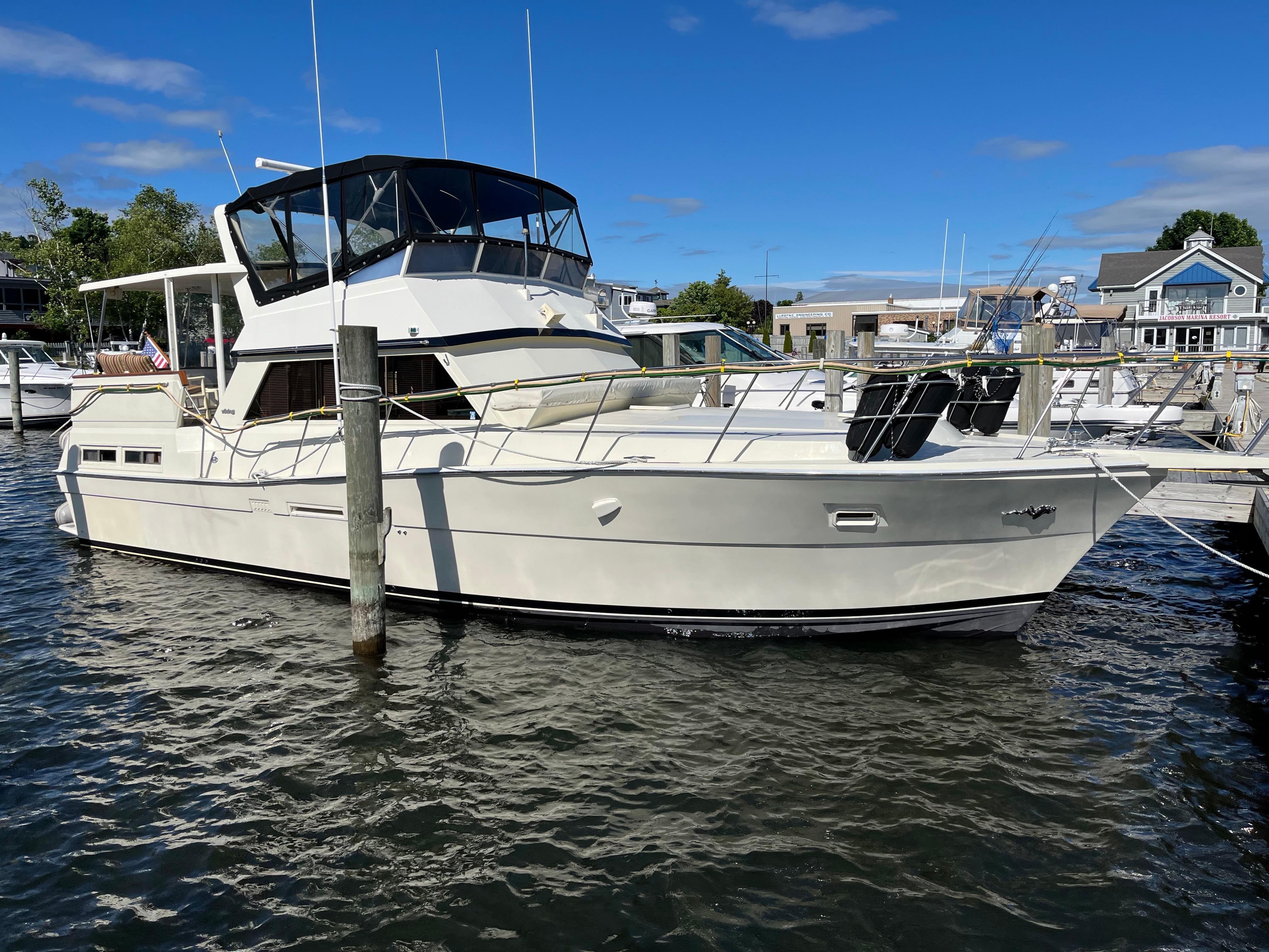 Viking 44 Motor Yacht
