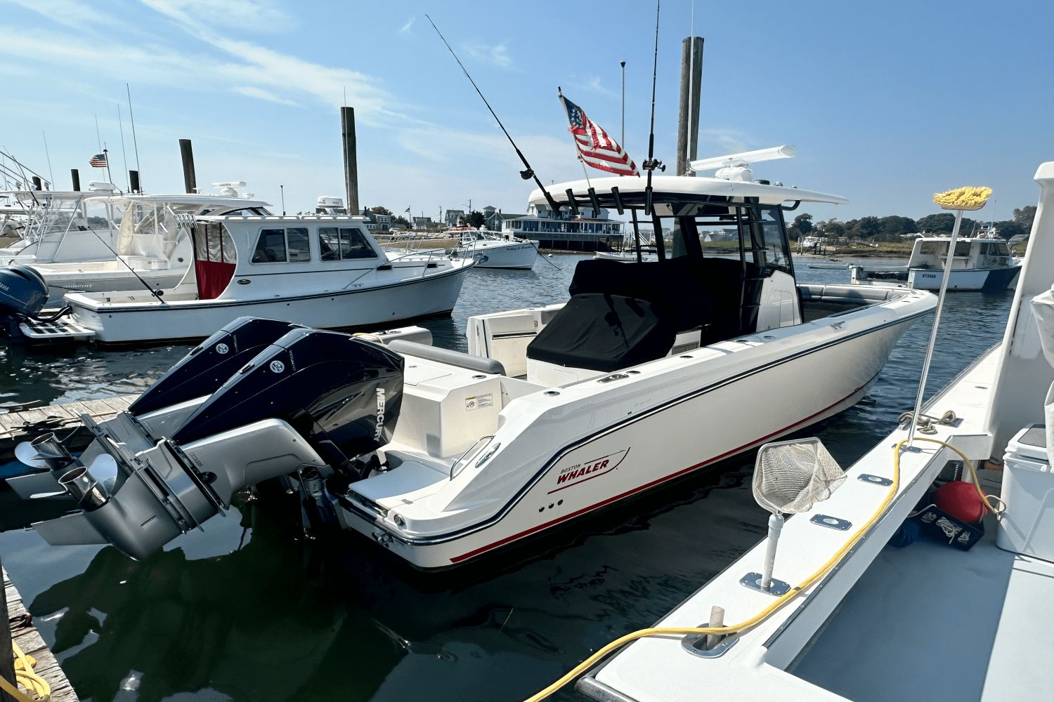 2023 Boston Whaler 330 Outrage