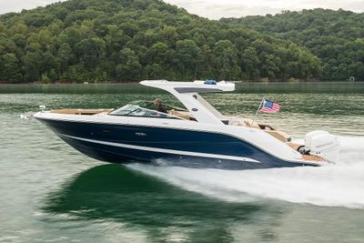 Sea Ray SLX 310 OB Boat