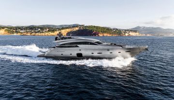 2012 Pershing 92