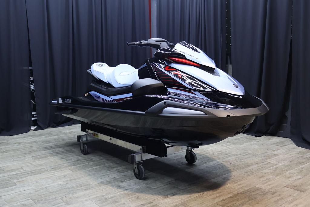2025 Yamaha Boats VX Cruiser® with Audio