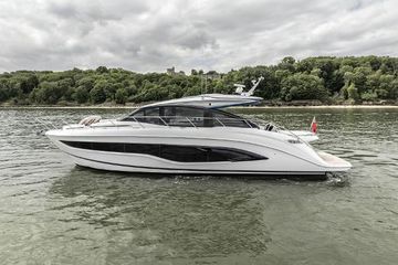 2021 Princess V55