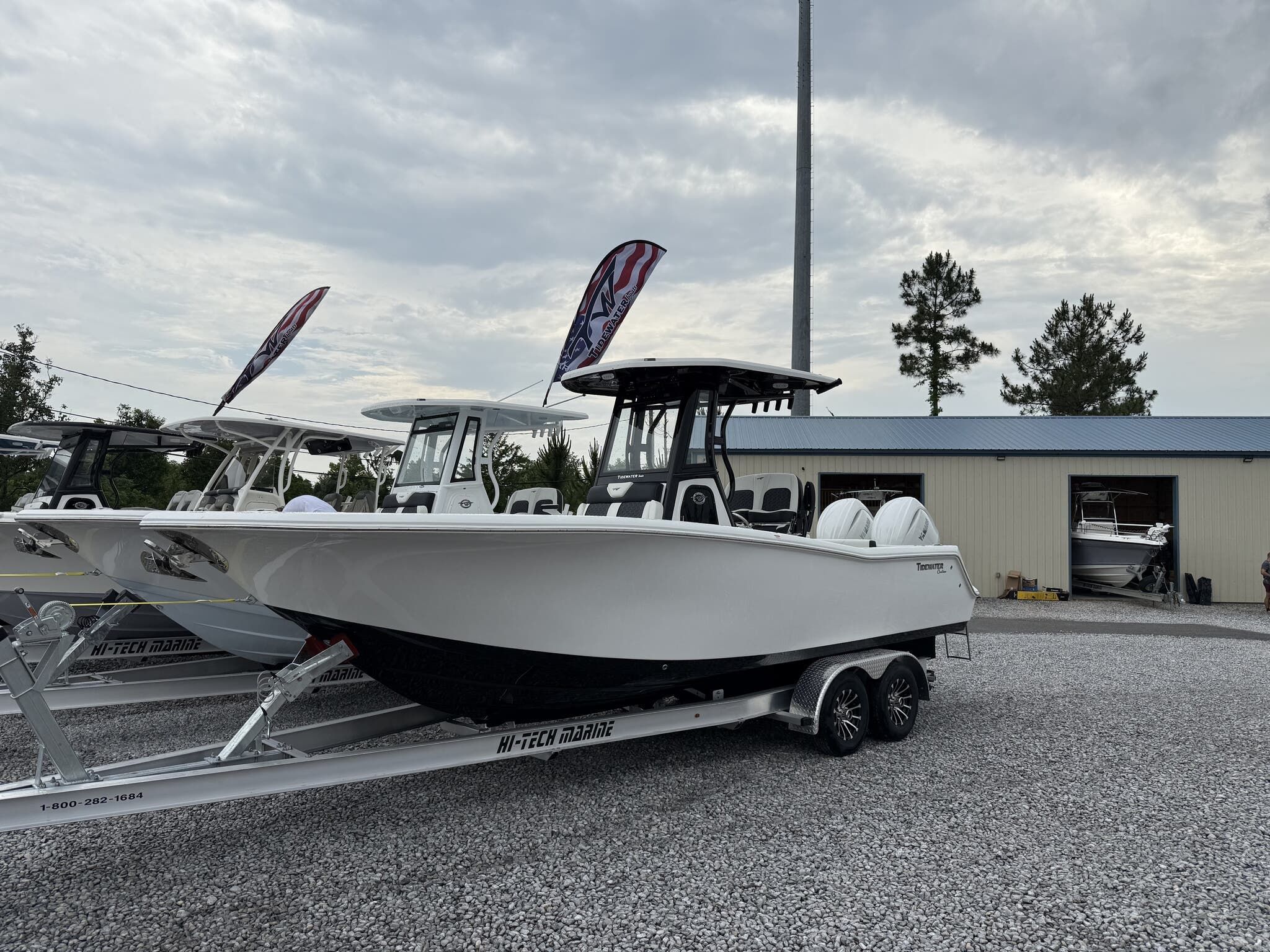 Tidewater 256 CC Adventure