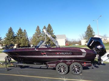 2025 Vexus DVX22S