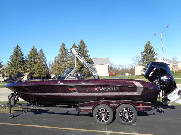 2025 Vexus DVX22S