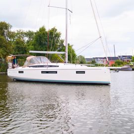 2022 Jeanneau Sun Odyssey 410