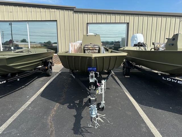 2025 Lowe Roughneck Center Console RX1760 Pathfinder