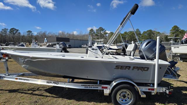 2025 Sea Pro 172 Bay