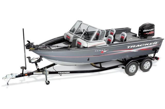 2016 Tracker V-18 COMBO