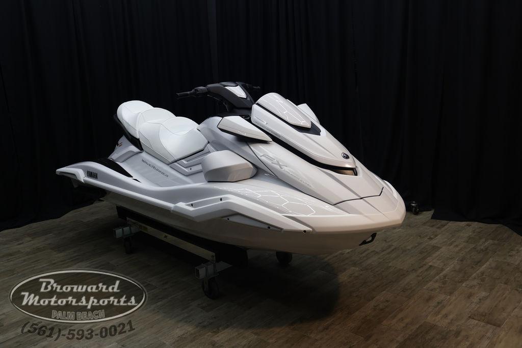 Yamaha Boats FX Cruiser SVHO®
