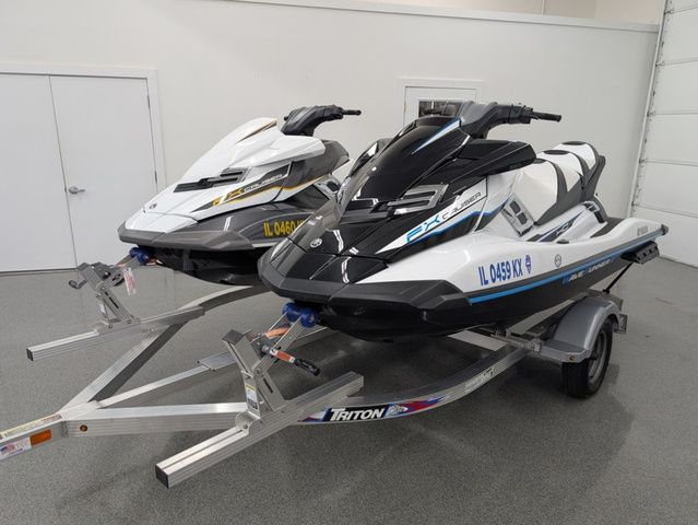 Yamaha WaveRunner FX Cruiser HO