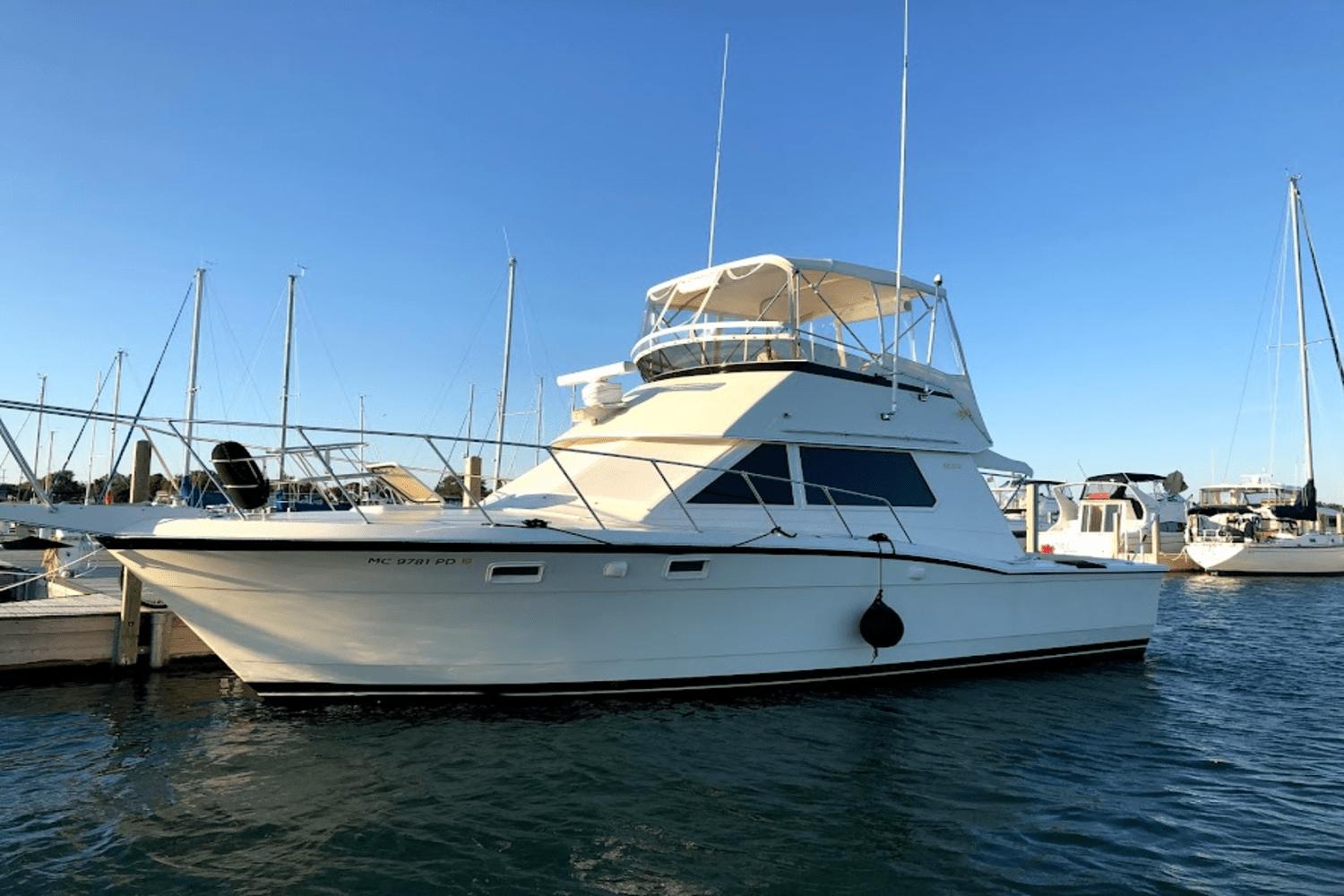 1986 Hatteras 36 Sport Fisherman