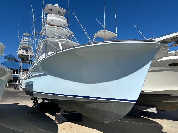 2006 Miller Marine 36 Express