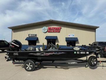 2012 Lowe Stinger 18 HP