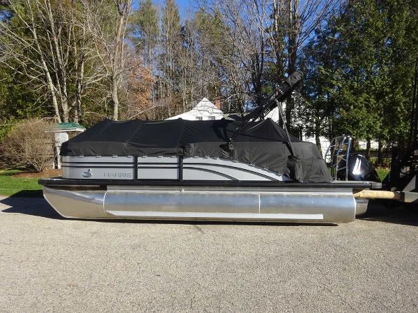 2024 Harris Sunliner 210