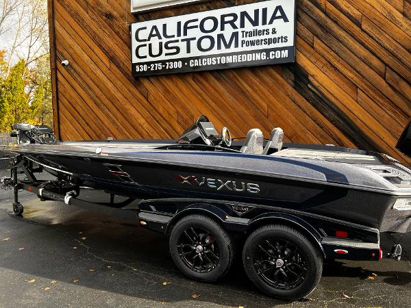 Vexus VXS21 2025 Vexus VXS21 boat at California Custom Trailers & Powersports dealership.