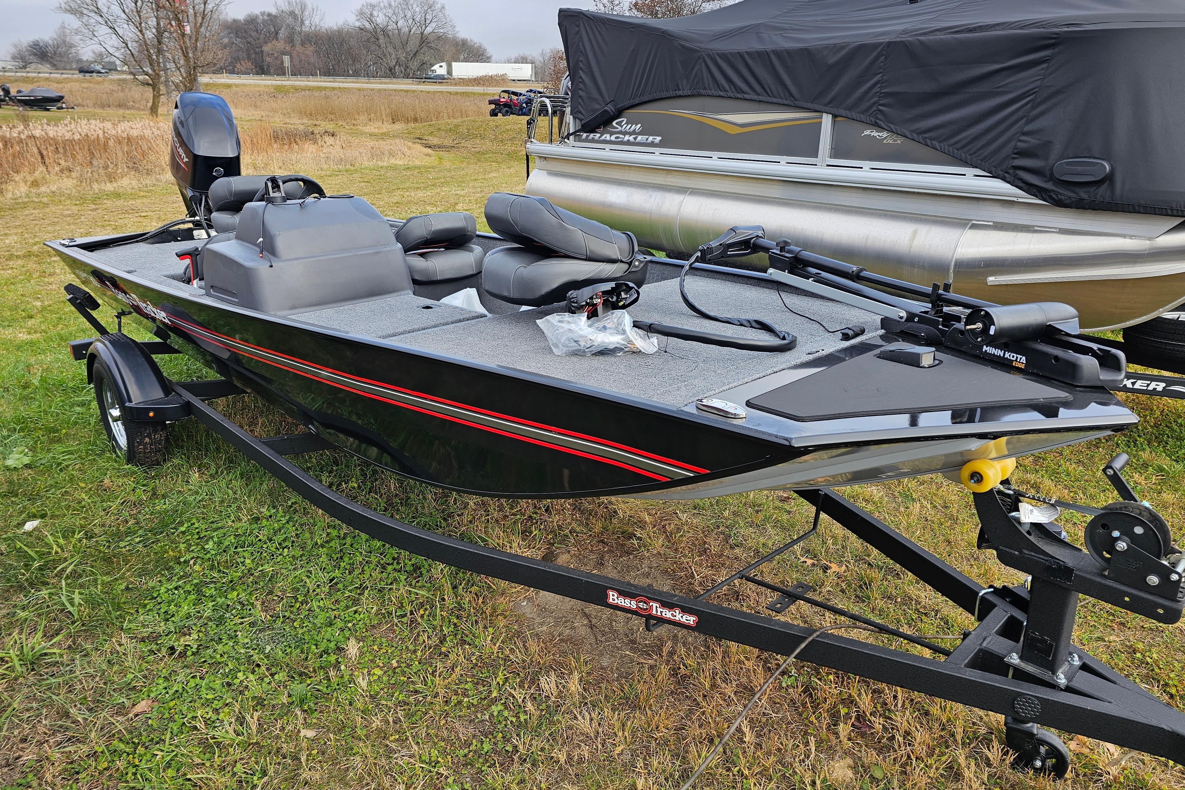 2026 Tracker Bass Tracker Classic XL