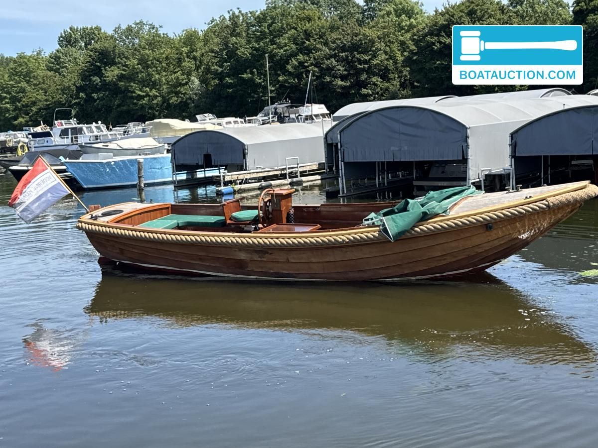 1900 Plashoevevlet 720