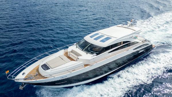 2015 Princess V72