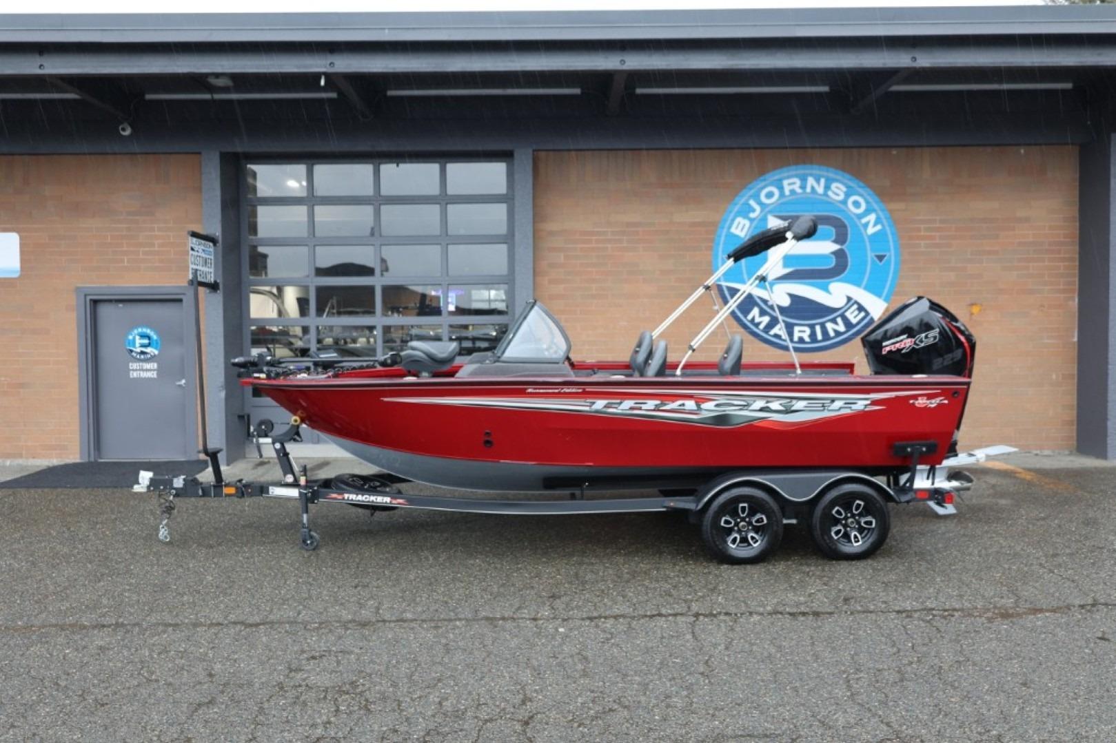 2022 Tracker Targa V-19 Combo Tournament Edition