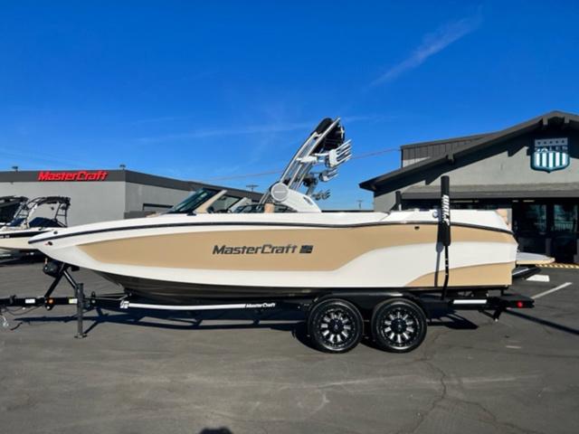 MasterCraft XT24