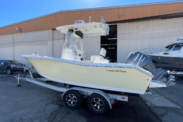 2007 Tidewater 216 CC Adventure