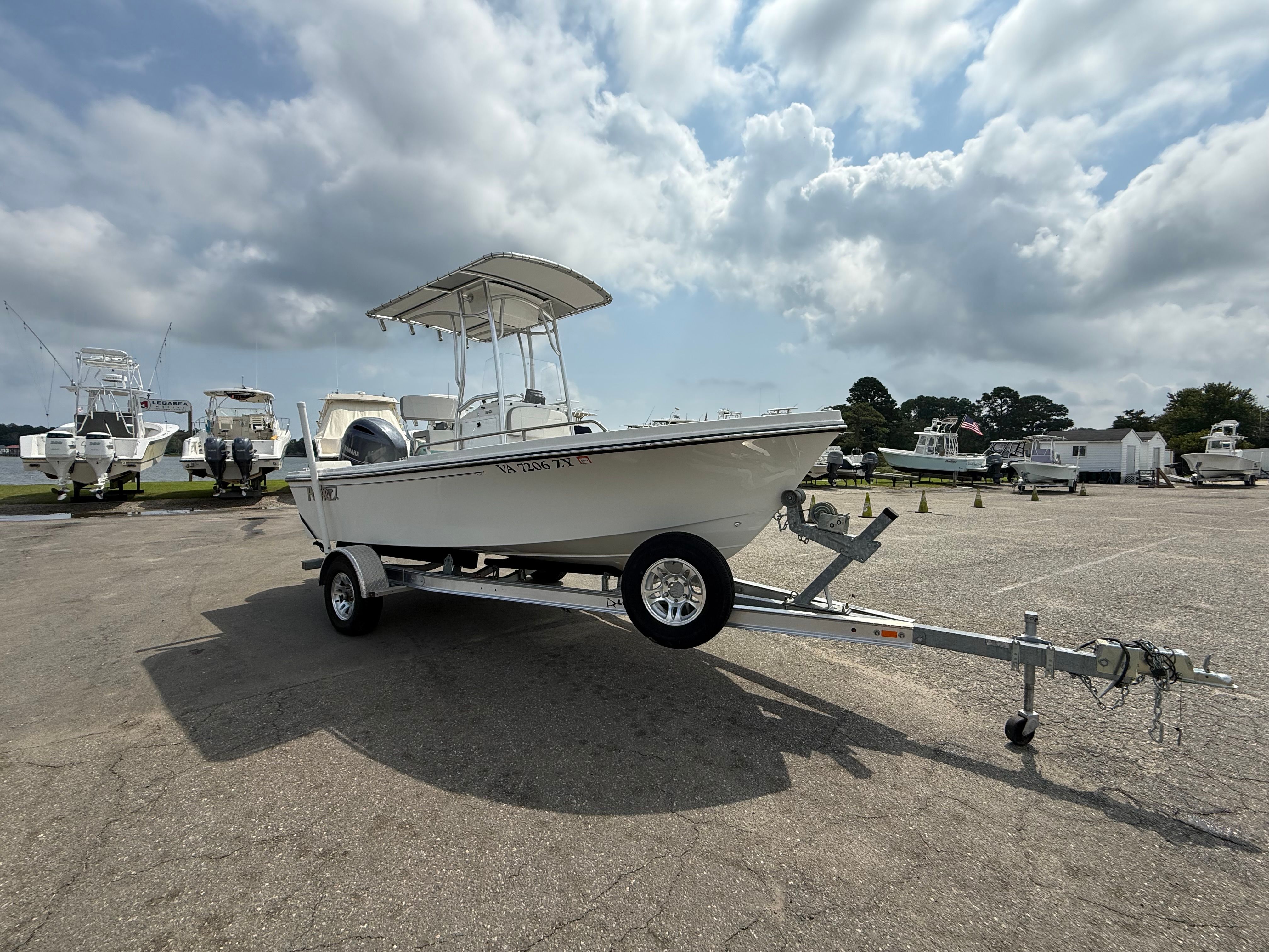 2022 Parker 1801 Center Console