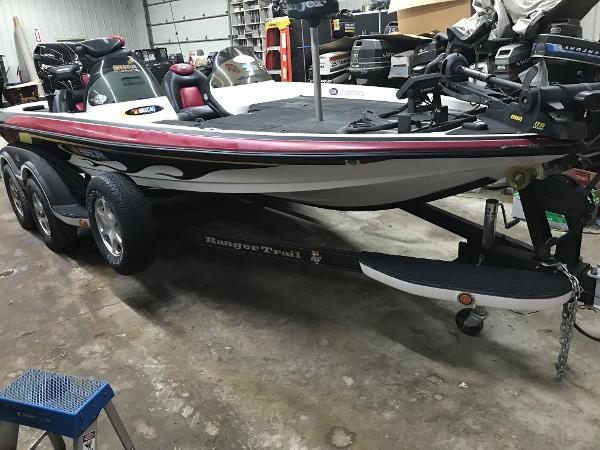 2004 Ranger 519 VX/VS