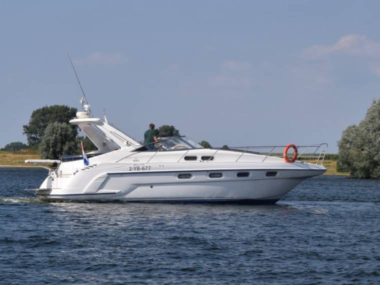 Sealine s37