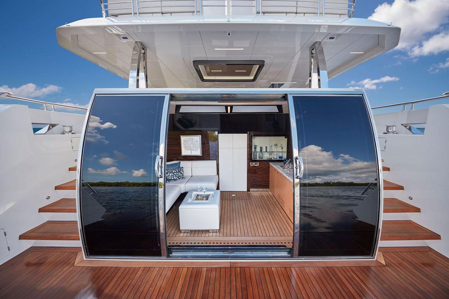 Ocean Alexander Boat image