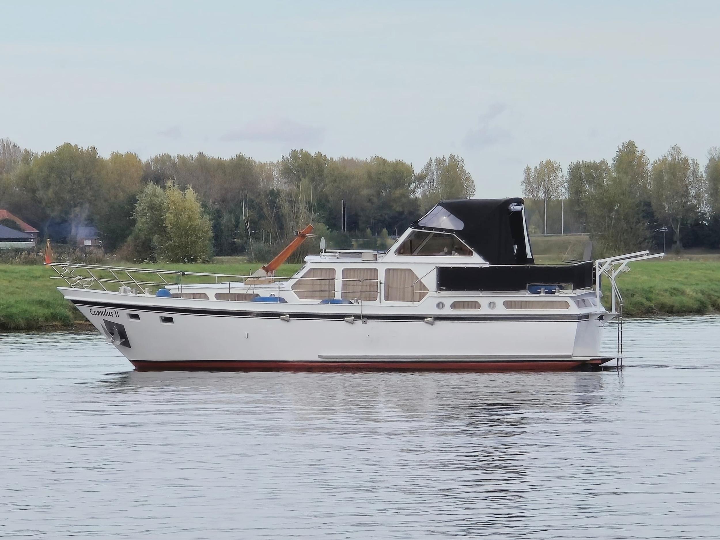 1984 Valkkruiser 1160