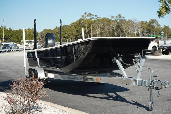 2024 Carolina Skiff E24 DLX TH