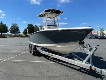 2024 Mako 214 Center Console