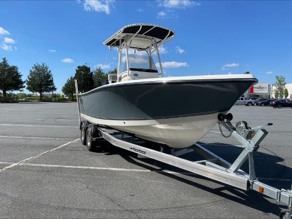 2024 Mako 214 CC