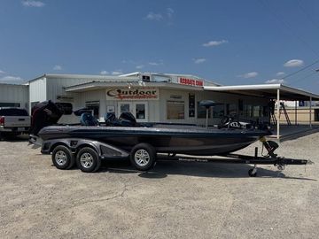 2025 Ranger Z521