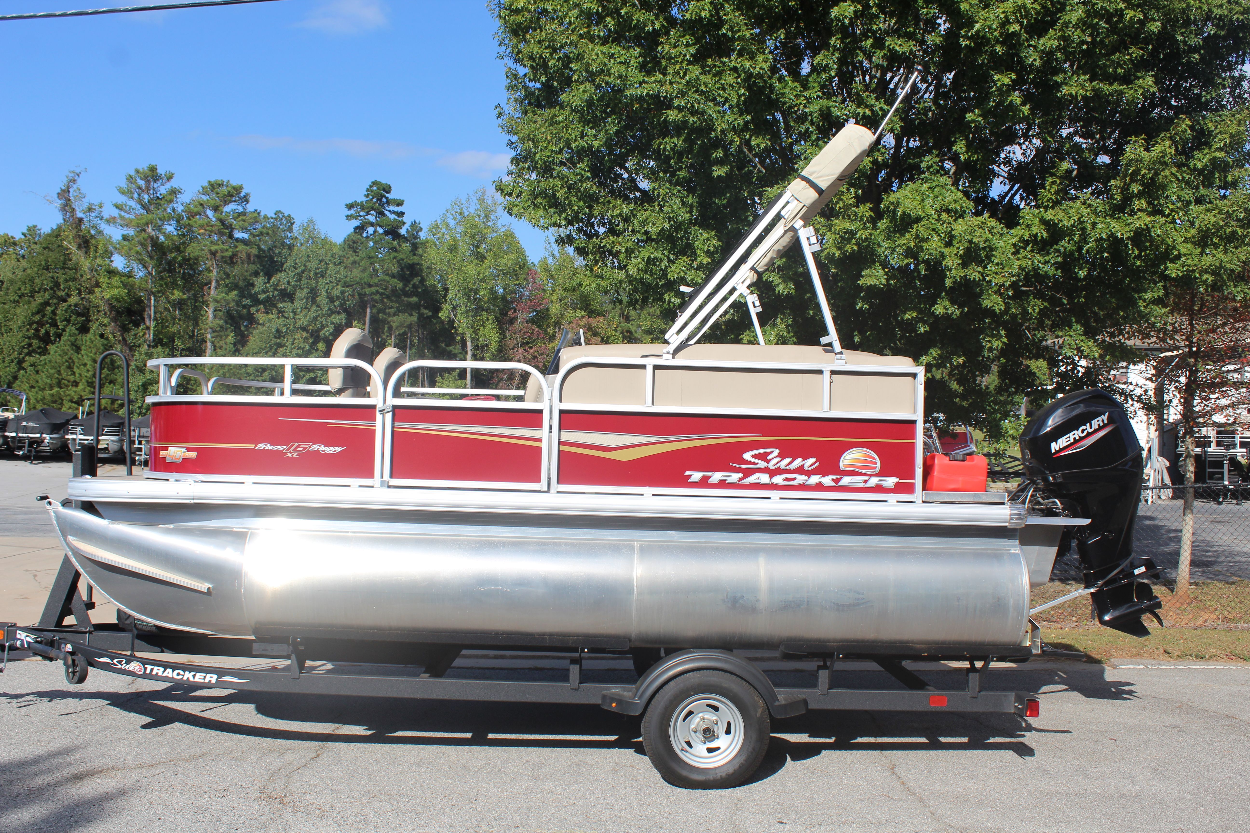 2023 Tracker BASS Buggy 16 XL