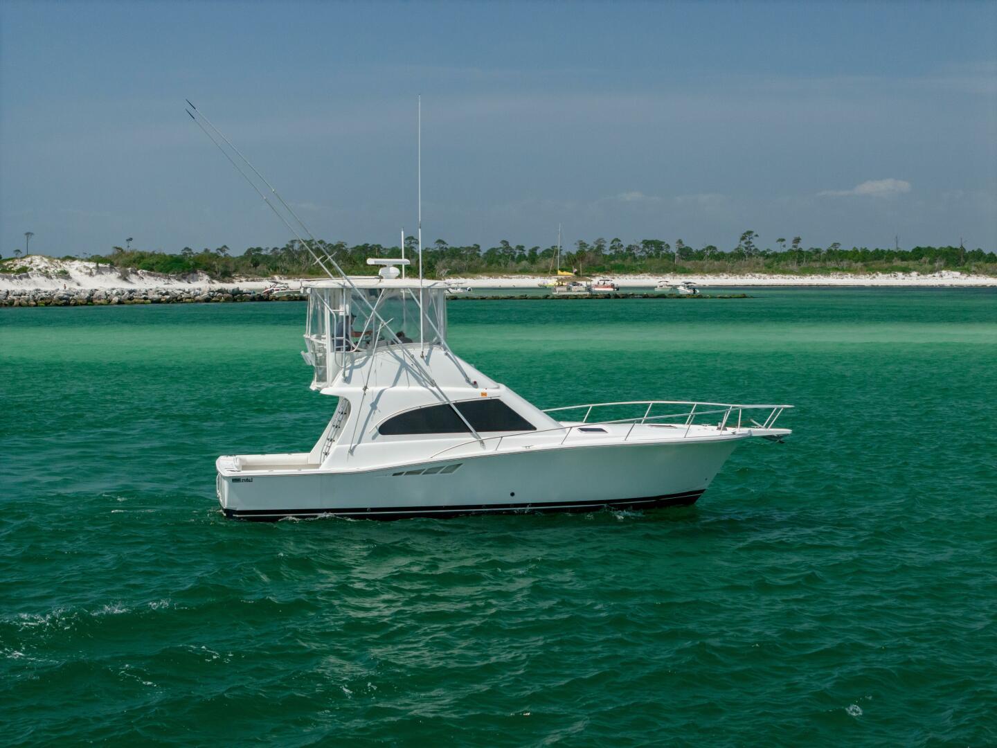 2002 Luhrs 40 Convertible