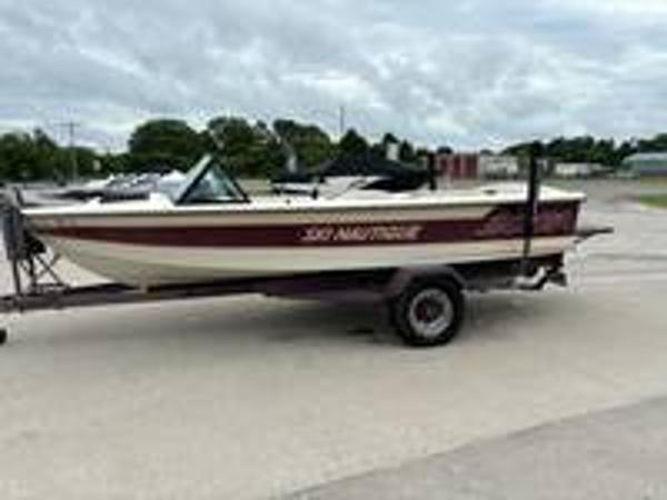1985 Correct Craft Ski Nautique