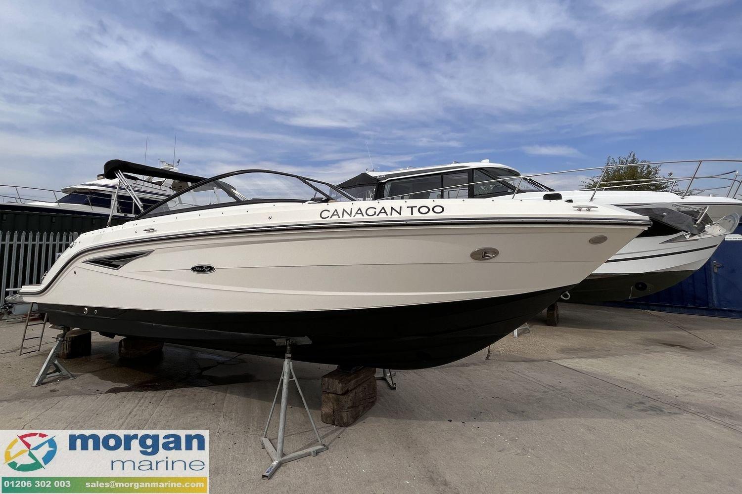 Sea Ray 250 SLX 2020 Sea Ray 250 SLX boat displayed at Morgan Marine dealership.